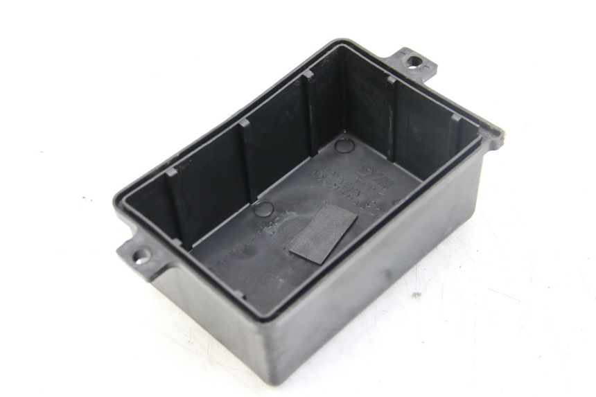 photo de BATTERIEABDECKUNG SYM ORBIT III 3 4T 50 (2018 - 2021)