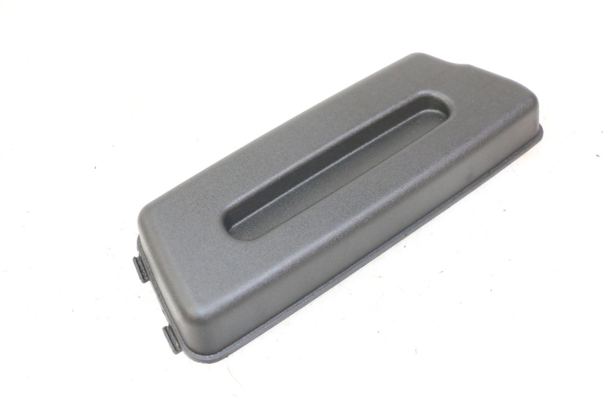 photo de BATTERIEABDECKUNG PIAGGIO FLY 2T 50 (2004 - 2017)