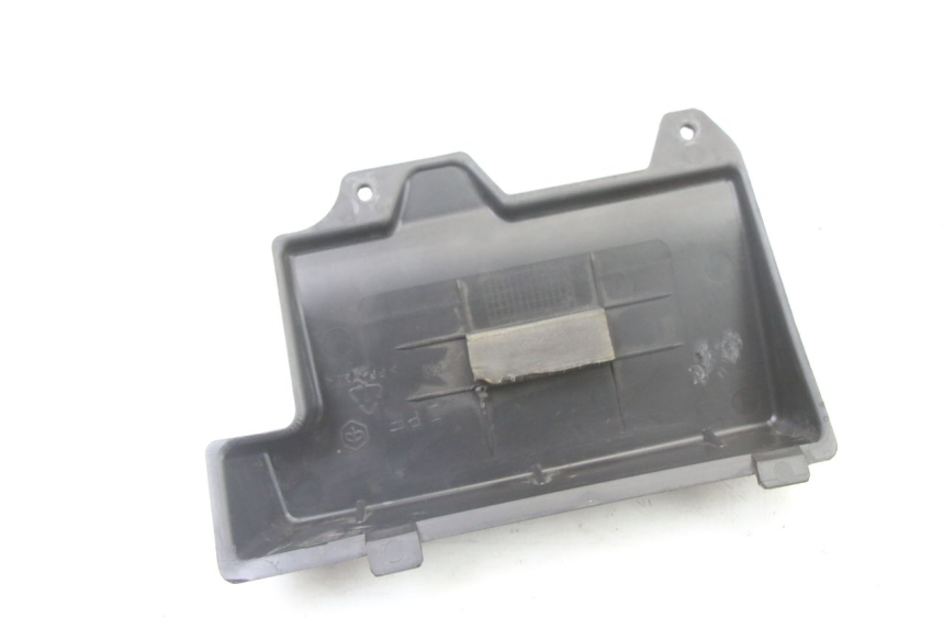photo de BATTERIEABDECKUNG PIAGGIO ZIP 4T 50 (2018 - 2020)
