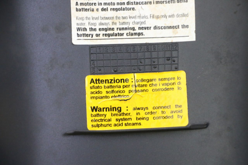 photo de BATTERIEABDECKUNG APRILIA RALLY AC 50 (1995 - 2004)