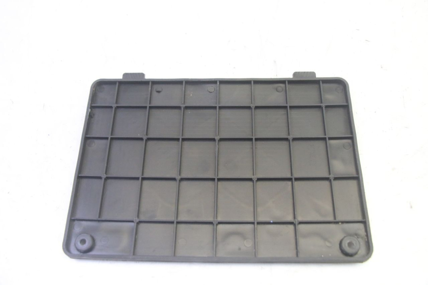 photo de BATTERIEABDECKUNG JM MOTORS SANTANA EVO 50 (2024 - 2026) - Alternative Perspektive