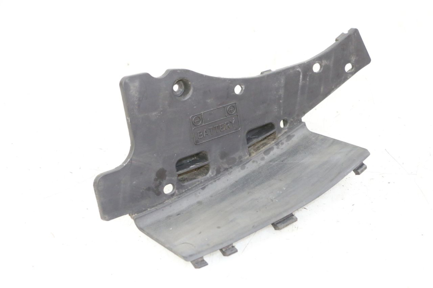 photo de BATTERIEABDECKUNG SUZUKI BURGMAN 125 (2007 - 2014)