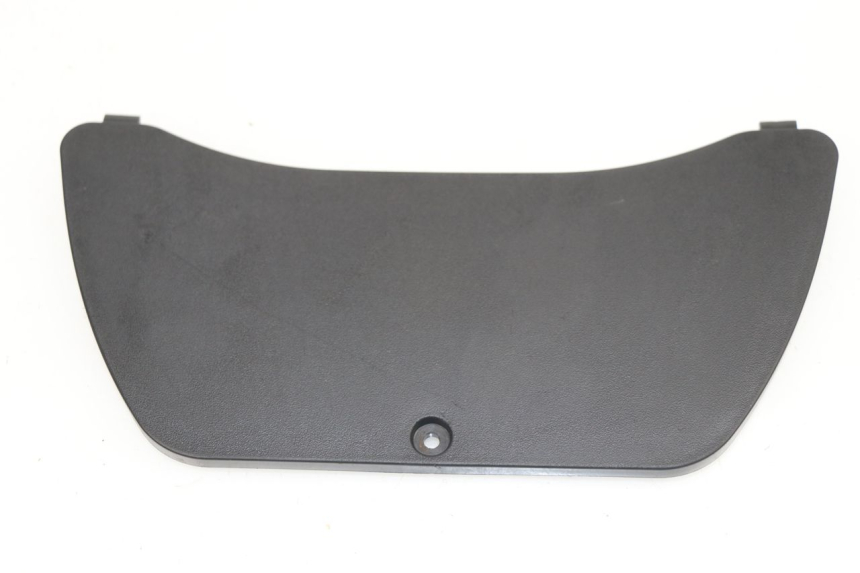 photo de BATTERIEABDECKUNG PIAGGIO X8 400 (2006 - 2007)