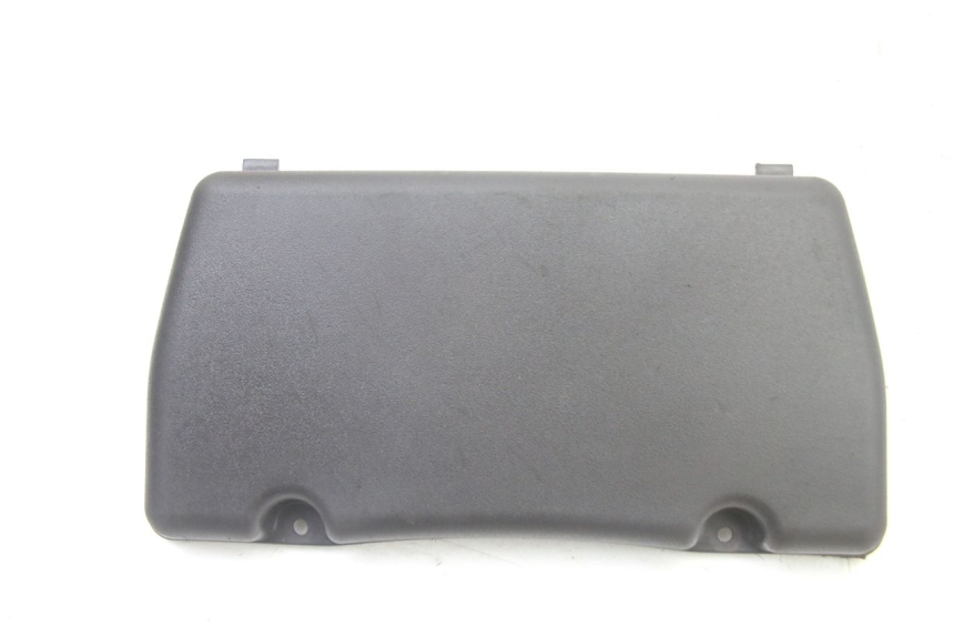 photo de BATTERIEABDECKUNG PIAGGIO XEVO - X EVO 125 (2007 - 2016)