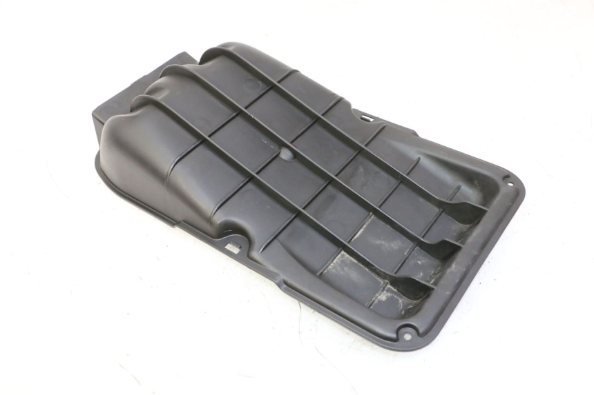 photo de LUFTFILTERKASTEN QUADRO 4 4D 350 (2015 - 2018)