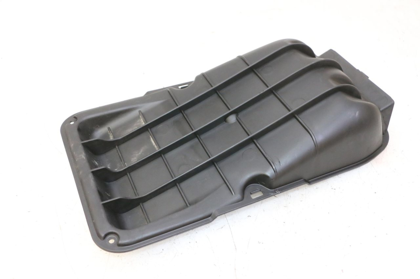 photo de LUFTFILTERKASTEN QUADRO 4 4D 350 (2015 - 2018)