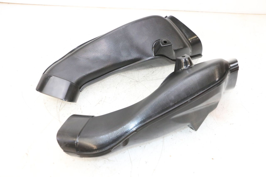 photo de LUFTFILTERKASTEN SUZUKI GSXR GSX-R 1000 (2003 - 2004) - Alternative Perspektive