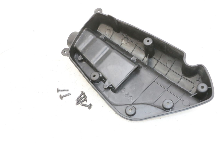 photo de LUFTFILTERKASTEN KYMCO LIKE 125 (2009 - 2016) - Zoom auf Gebrauchszustand