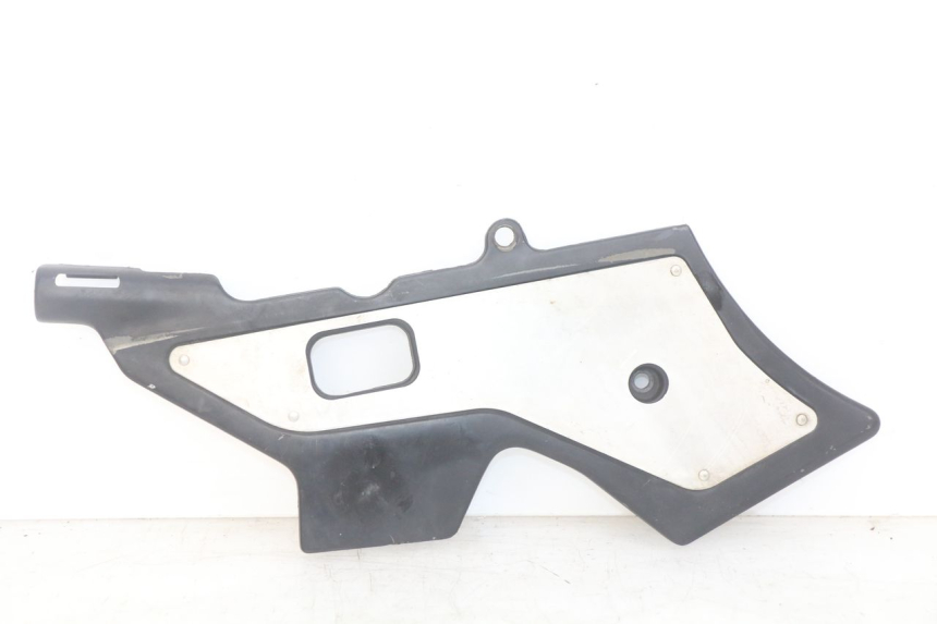 photo de RECHTER SEITENRAHMENDECKEL HONDA CBR F SC25 1000 (1989 - 1992)