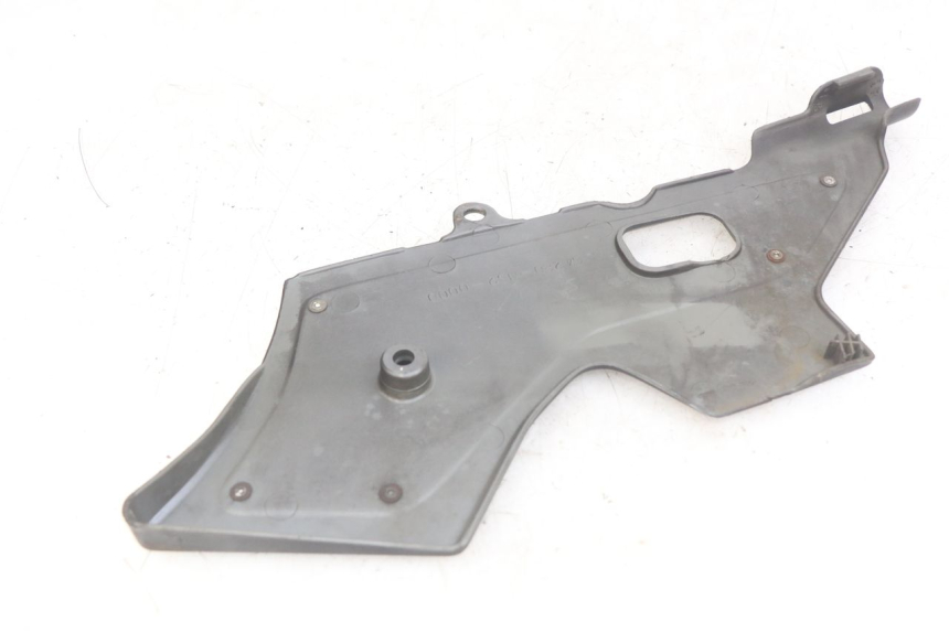 photo de RECHTER SEITENRAHMENDECKEL HONDA CBR F SC25 1000 (1989 - 1992)