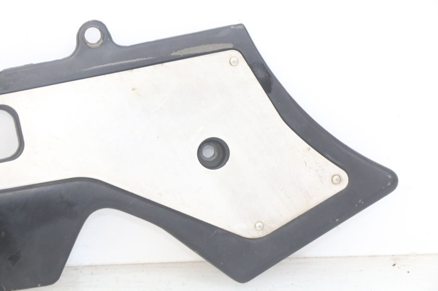 photo de RECHTER SEITENRAHMENDECKEL HONDA CBR F SC25 1000 (1989 - 1992)