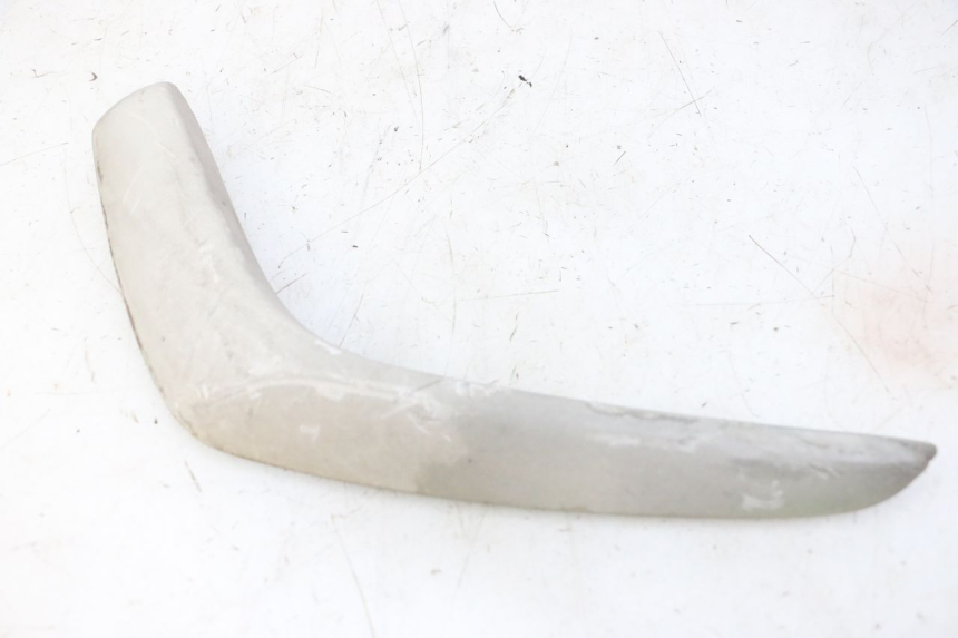 photo de RECHTER SEITENRAHMENDECKEL PIAGGIO FLY 2T 50 (2004 - 2017)