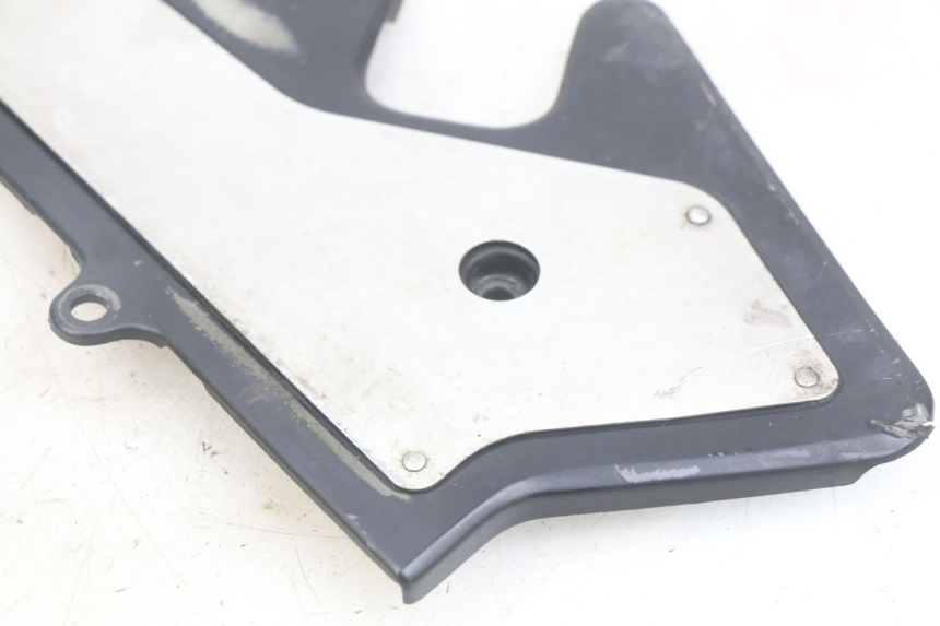 photo de LINKER SEITENRAHMENABDECKUNG HONDA CBR F SC25 1000 (1989 - 1992)