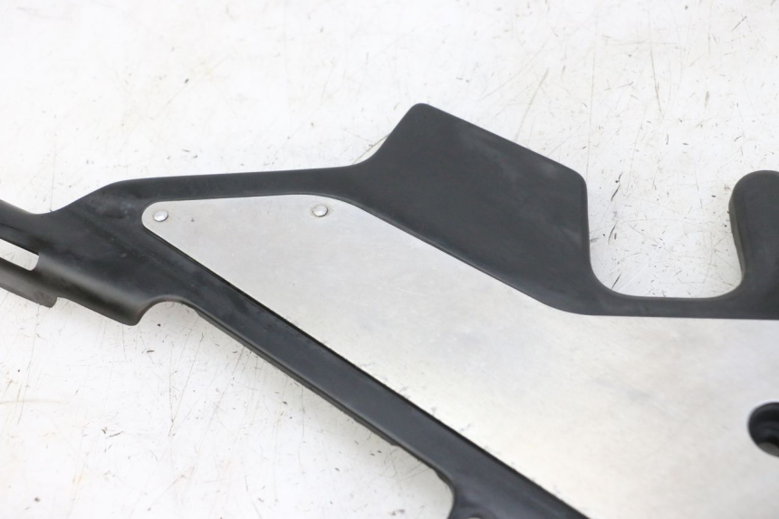 photo de RAHMENABDECKUNG LINKS HONDA CBR F 1000 (1993 - 1996)