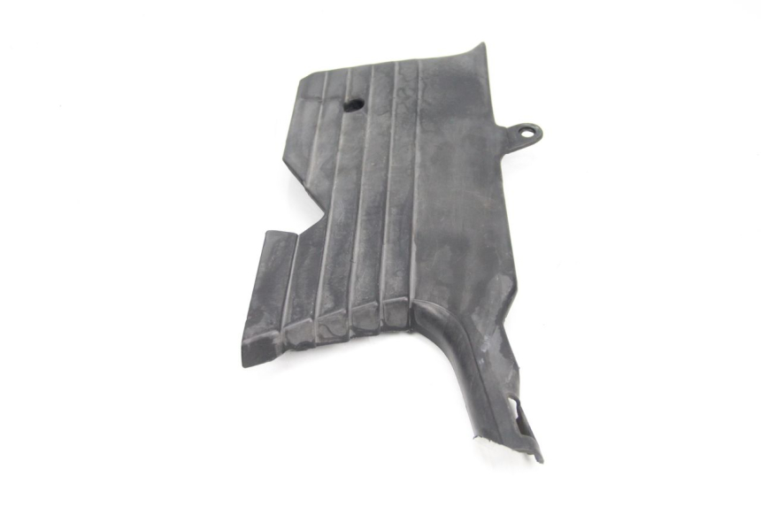 photo de RAHMENABDECKUNG LINKS HONDA CBR F SC21 1000 (1986 - 1992)