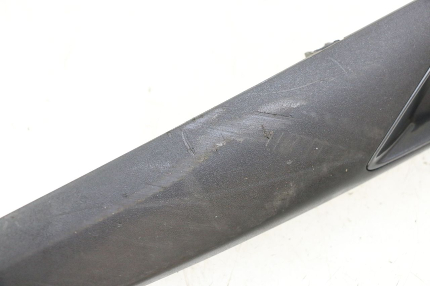 photo de RAHMENABDECKUNG LINKS APRILIA SXR 50 (2021 - 2023)