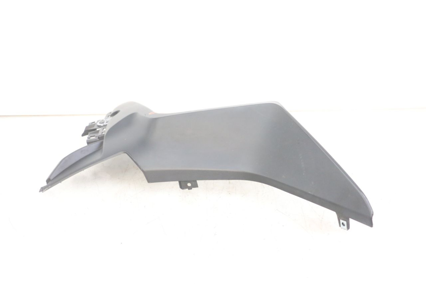 photo de LINKER SEITENRAHMENABDECKUNG YAMAHA XMAX X-MAX ABS 125 (2017 - 2020) - Geprüftes Gebrauchtteil