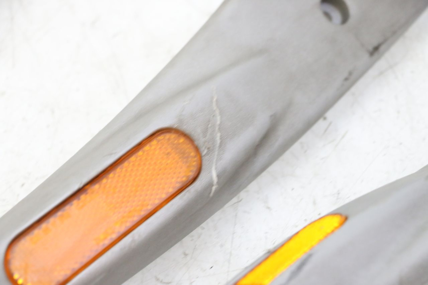 photo de RAHMENABDECKUNG PIAGGIO LIBERTY 125 (1998 - 2008)