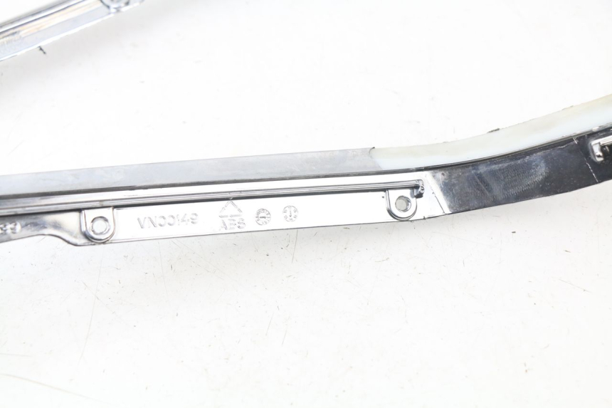 photo de RAHMENABDECKUNG PIAGGIO PRIMAVERA 125 (2013 - 2021) - Weitere Ansicht des Artikels