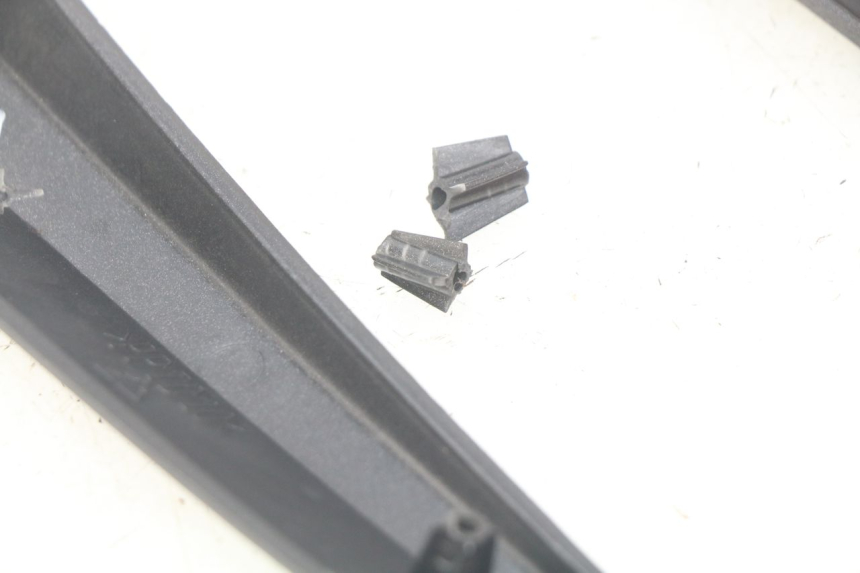 photo de SEITENRAHMENABDECKUNG APRILIA SR 2T 50 (2012 - 2017)