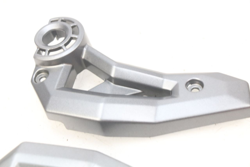 photo de SEITENRAHMENABDECKUNG KAWASAKI Z 650 (2016 - 2019)