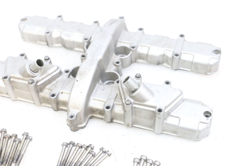 photo de VENTILDECKEL KAWASAKI ZR 7 750 (1999 - 2001) - Technische Nahaufnahme