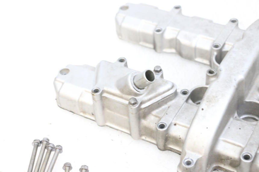 photo de VENTILDECKEL KAWASAKI ZR 7 750 (1999 - 2001) - Gesamtansicht des Produkts