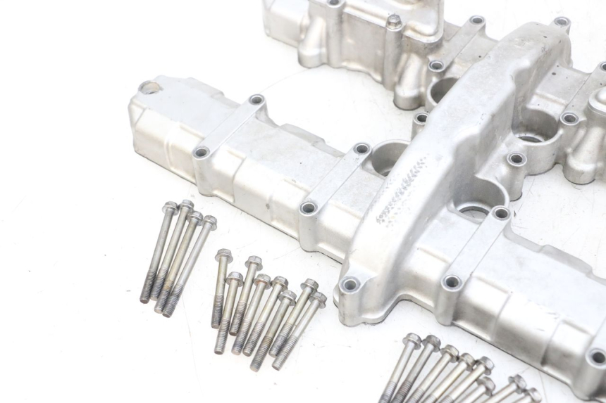 photo de VENTILDECKEL KAWASAKI ZR 7 750 (1999 - 2001) - Details der Befestigungspunkte