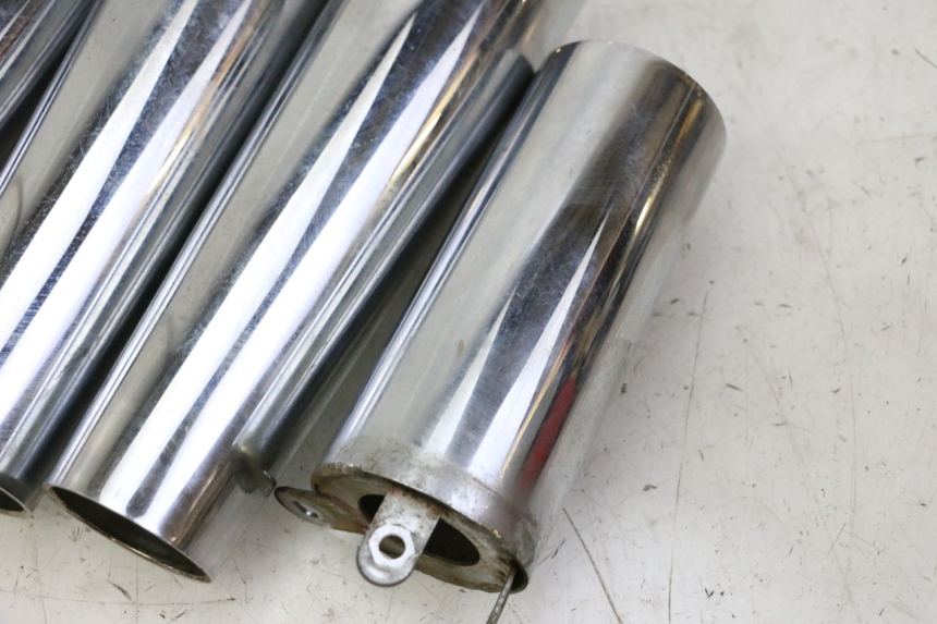 photo de GABEL VERKLEIDUNG HYOSUNG GV AQUILA 125 (2000 - 2004)