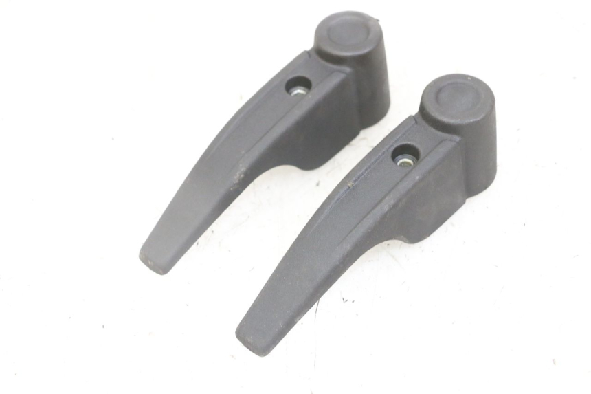 photo de GABEL VERKLEIDUNG PIAGGIO IE MP3 YOURBAN 300 (2011 - 2016)