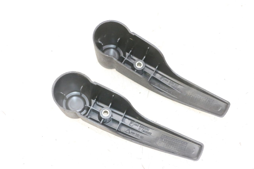 photo de GABEL VERKLEIDUNG PIAGGIO IE MP3 YOURBAN 300 (2011 - 2016)