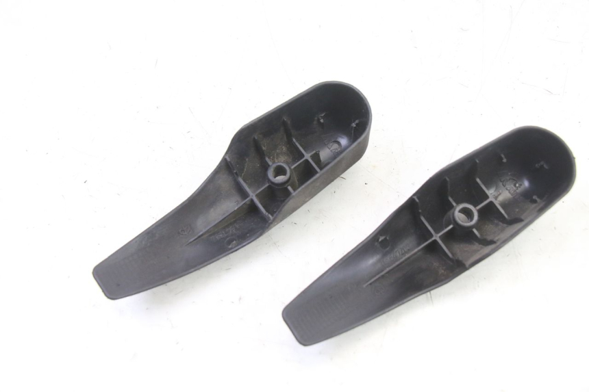 photo de GABEL VERKLEIDUNG PIAGGIO MP3 500 (2014 - 2016)