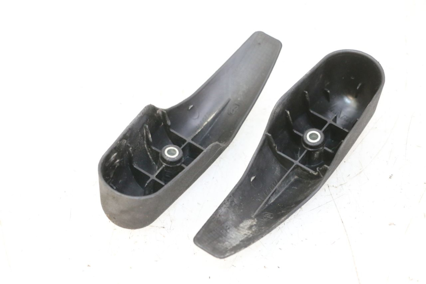 photo de GABEL VERKLEIDUNG PIAGGIO MP3 500 (2011 - 2015)