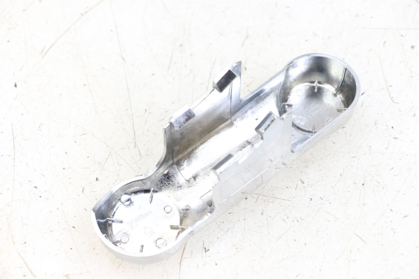 photo de GABEL VERKLEIDUNG PIAGGIO VESPA PRIMAVERA 4T 50 (2021 - 2024)