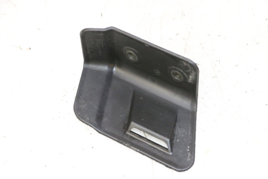 photo de FESTSTELLBREMSE VERKLEIDUNG PIAGGIO MP3 LT 300 (2010 - 2016)