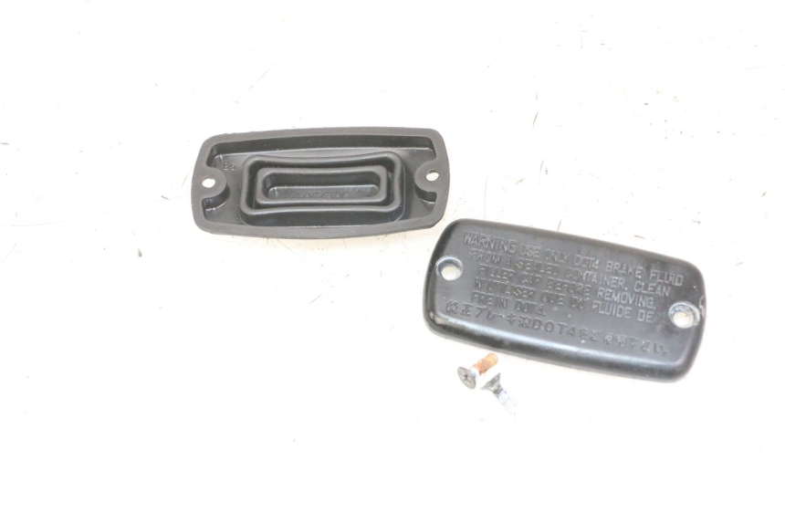 photo de BREMSPUMPE ABDECKUNG HONDA CBF 500 (2004 - 2007)