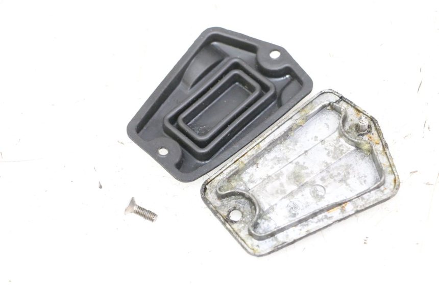 photo de BREMSPUMPE ABDECKUNG YAMAHA FJ 36Y 1100 (1984 - 1985)