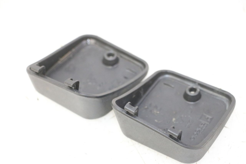 photo de BREMSPUMPENABDECKUNG PIAGGIO MP3 RL 250 (2007 - 2010)