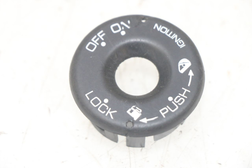 photo de ZÜNDSCHLOSSABDECKUNG PIAGGIO MP3 HPE 300 (2019 - 2026) - Hauptansicht