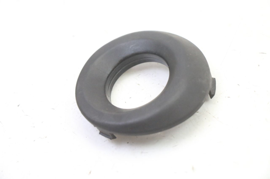 photo de ZÜNDSCHLOSSABDECKUNG PIAGGIO SUPER LX 125 (2000 - 2003)