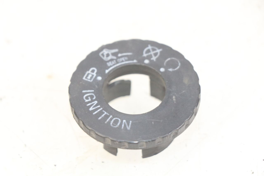 photo de ZÜNDSCHLOSSABDECKUNG SYM SYMPHONY 125 (2009 - 2015)