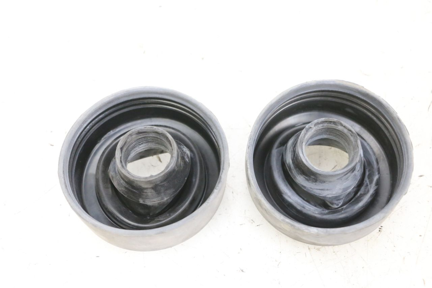 photo de SCHEINWERFERSTAUBABDECKUNG SUZUKI BURGMAN 125 (2007 - 2014) - Detailansicht des Bauteils