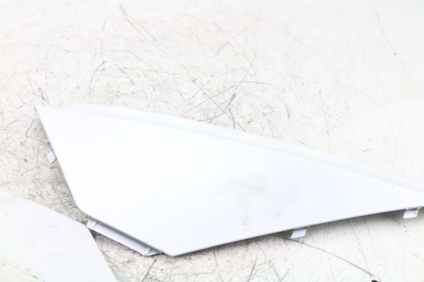 photo de UNTER SITZ VERKLEIDUNG APRILIA ATLANTIC S 125 (2010 - 2013)