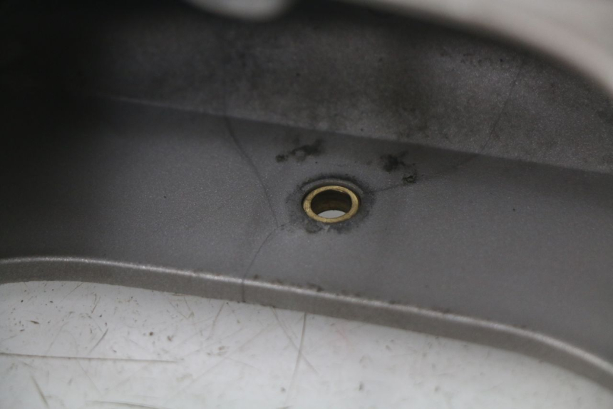 photo de UNTER SITZ VERKLEIDUNG PIAGGIO BEVERLY 125 (1998 - 2005)