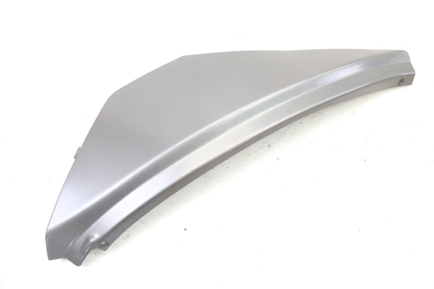 photo de UNTER SITZ VERKLEIDUNG RECHTS APRILIA ATLANTIC 125 (2003 - 2009)