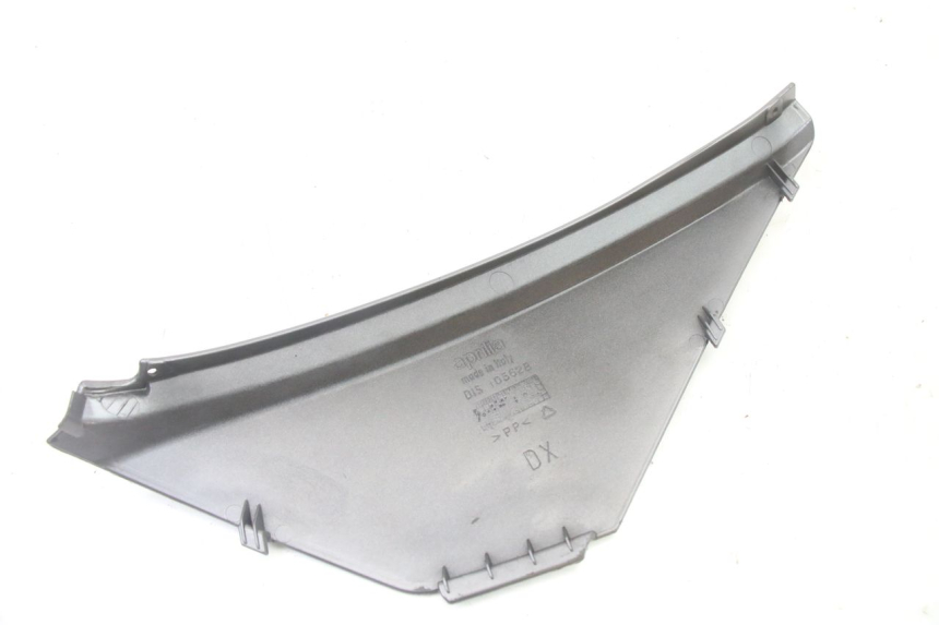 photo de UNTER SITZ VERKLEIDUNG RECHTS APRILIA ATLANTIC 125 (2003 - 2009)