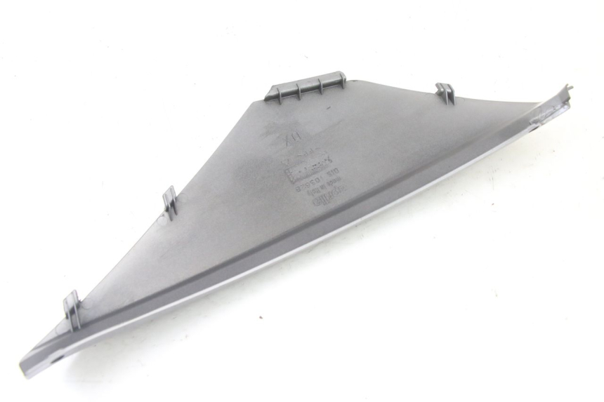 photo de UNTER SITZ VERKLEIDUNG RECHTS APRILIA ATLANTIC 125 (2003 - 2009)