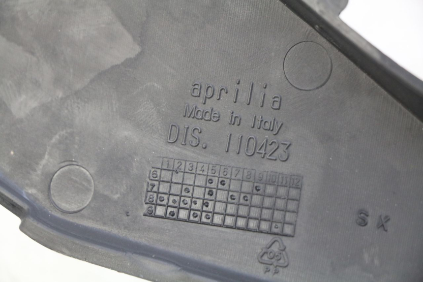 photo de RECHTER SITZBANKDECKEL APRILIA SX 50 (2011 - 2017)