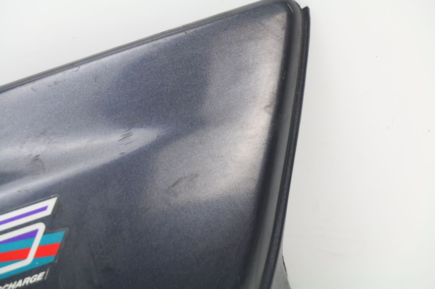 photo de UNTER SITZ VERKLEIDUNG RECHTS HONDA CG 125 (1996 - 1998)