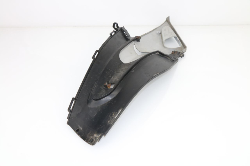 photo de UNTER SITZ VERKLEIDUNG RECHTS GILERA RUNNER 50 (1999 - 2005)